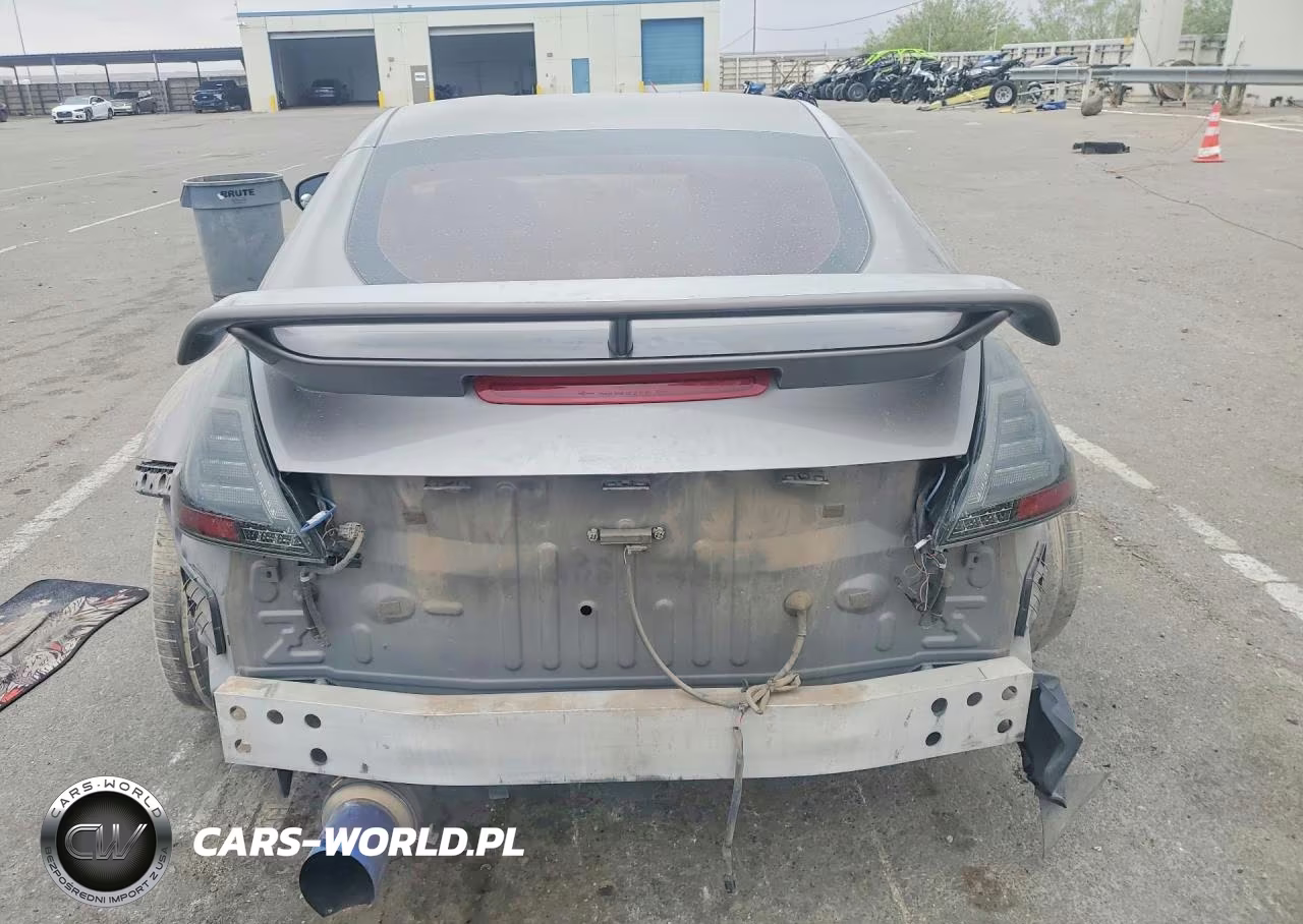 2010 Nissan 370Z Base VIN:JN1AZ4EH9AM501210 - 6