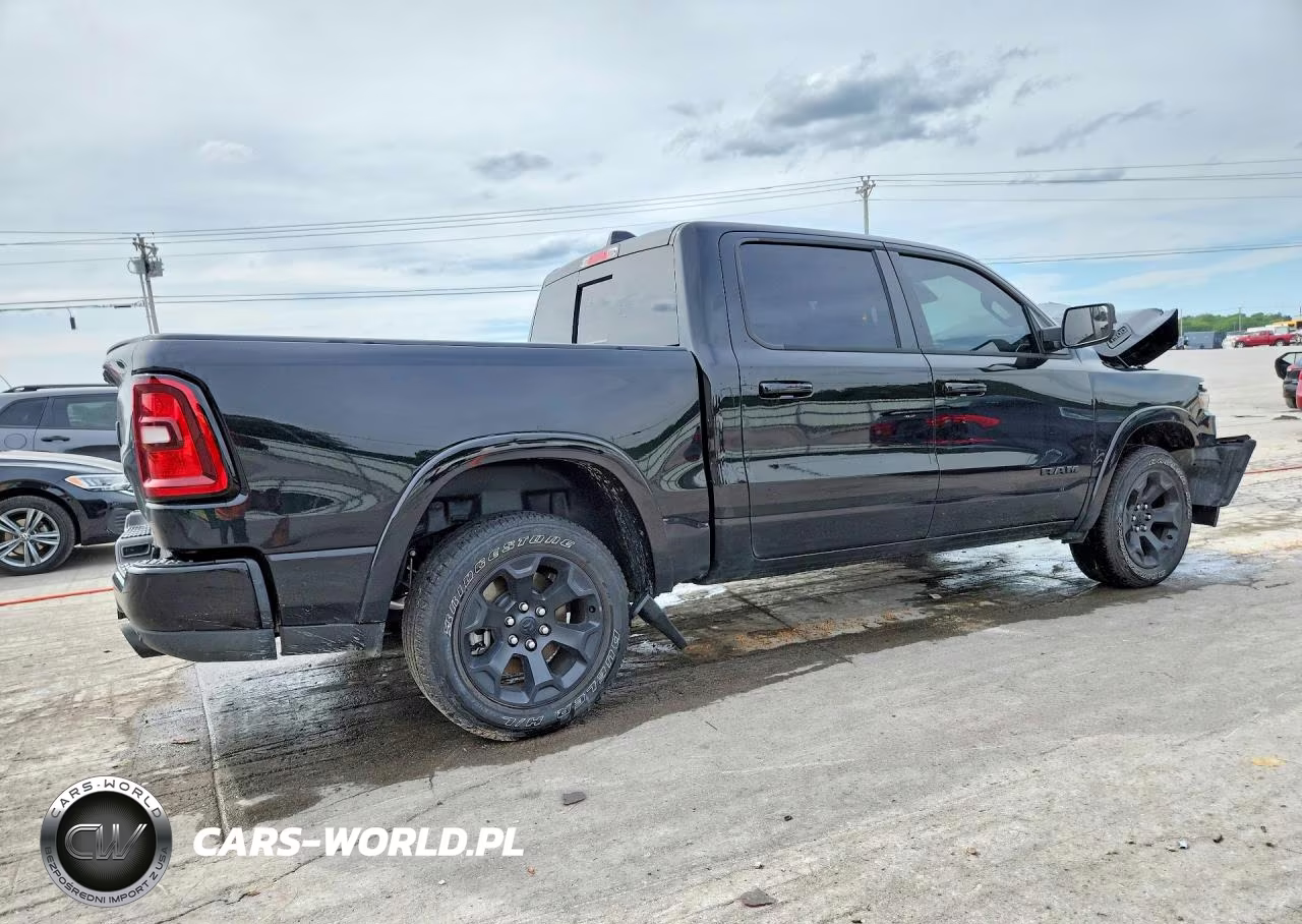 2026 Ram 1500 Big Horn VIN:1C6SRFFP6TN164664 - 3