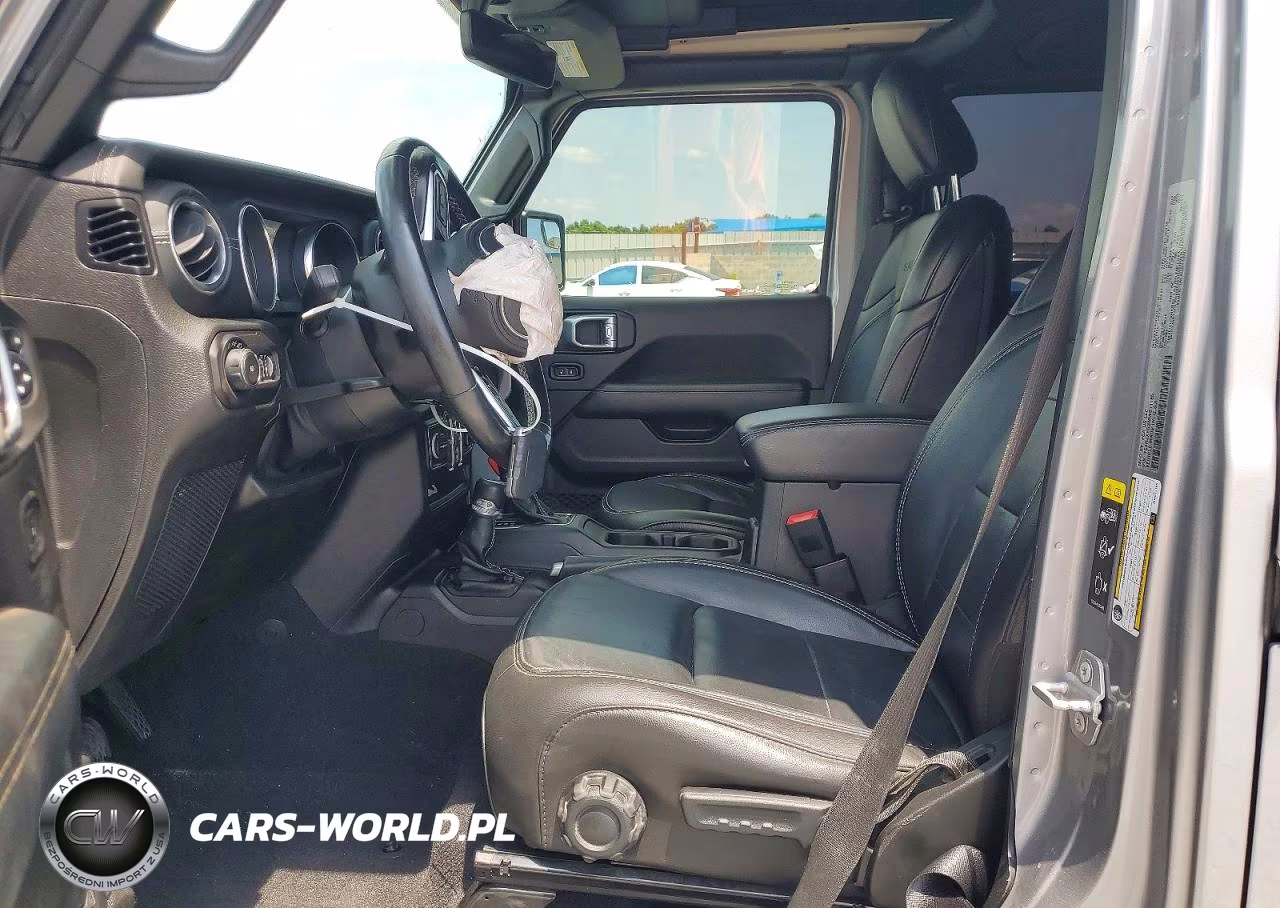 2021 Jeep Wrangler Unlimited Sahara 4X4 VIN:1C4HJXEG3MW511185 - 7