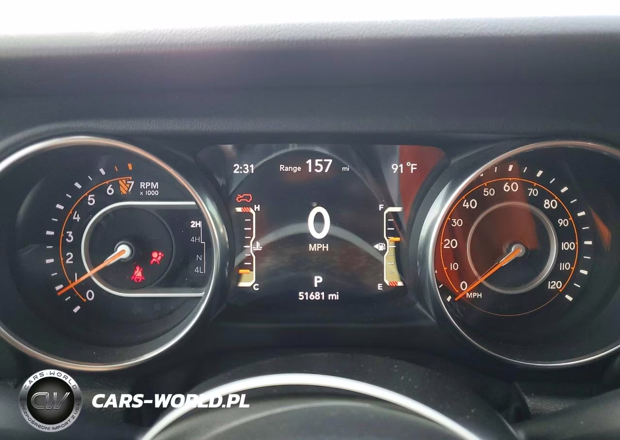 2021 Jeep Wrangler Unlimited Sahara 4X4 VIN:1C4HJXEG3MW511185 - 9