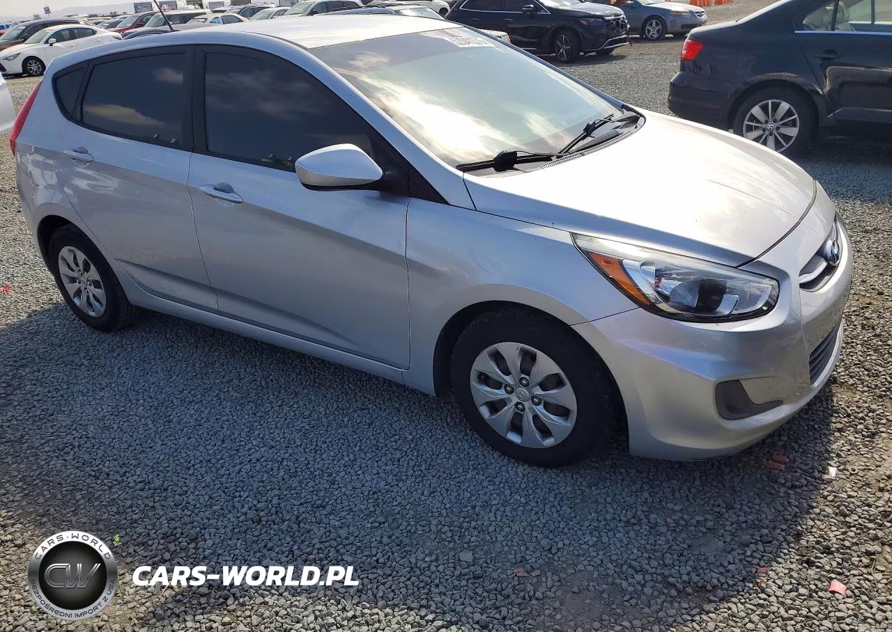 2017 Hyundai Accent Se VIN:KMHCT5AE0HU320172 - 4