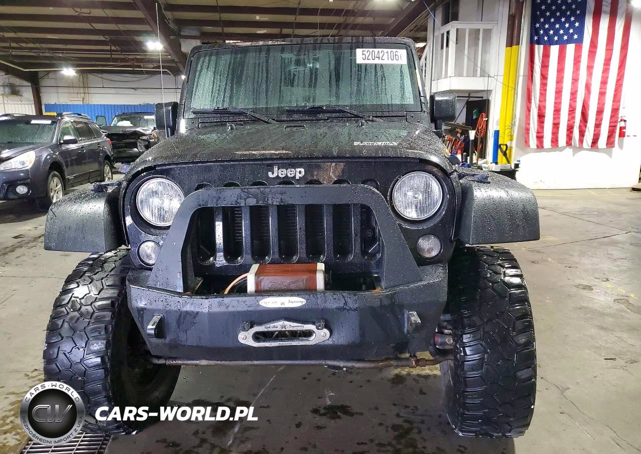 2015 Jeep Wrangler Unlimited Rubicon VIN:1C4BJWFGXFL730874 - 5