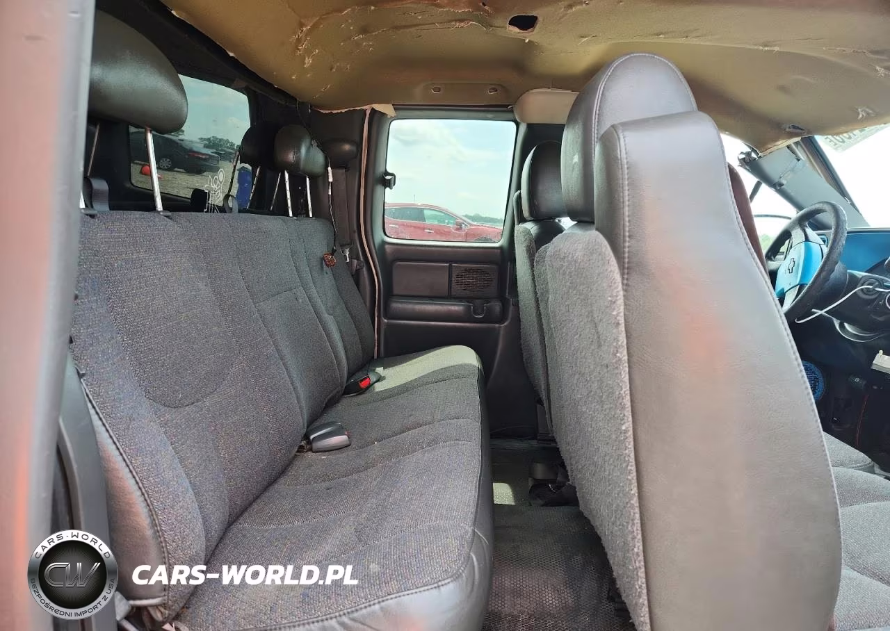 2004 Chevrolet Silverado VIN:1GCEC19X64Z340063 - 10