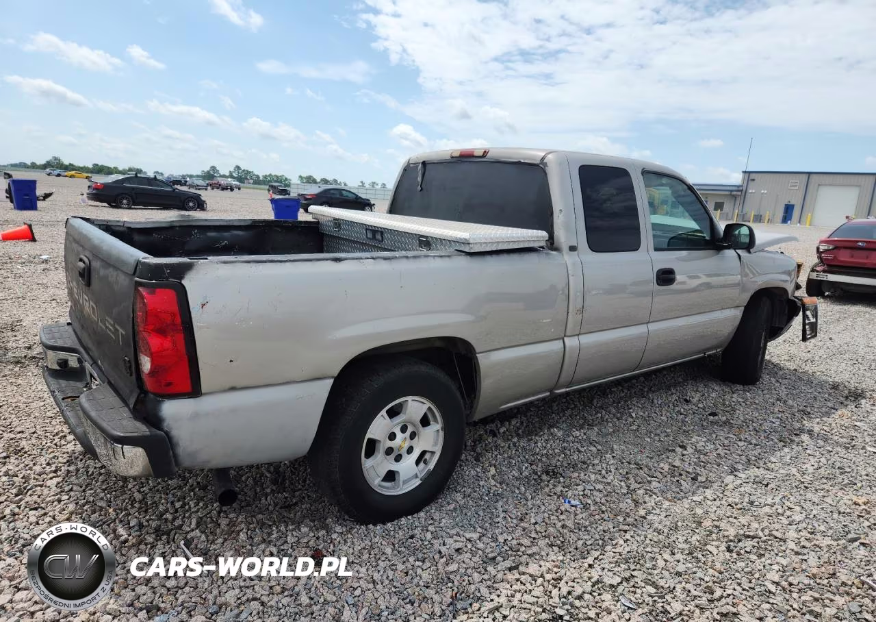 2004 Chevrolet Silverado VIN:1GCEC19X64Z340063 - 3