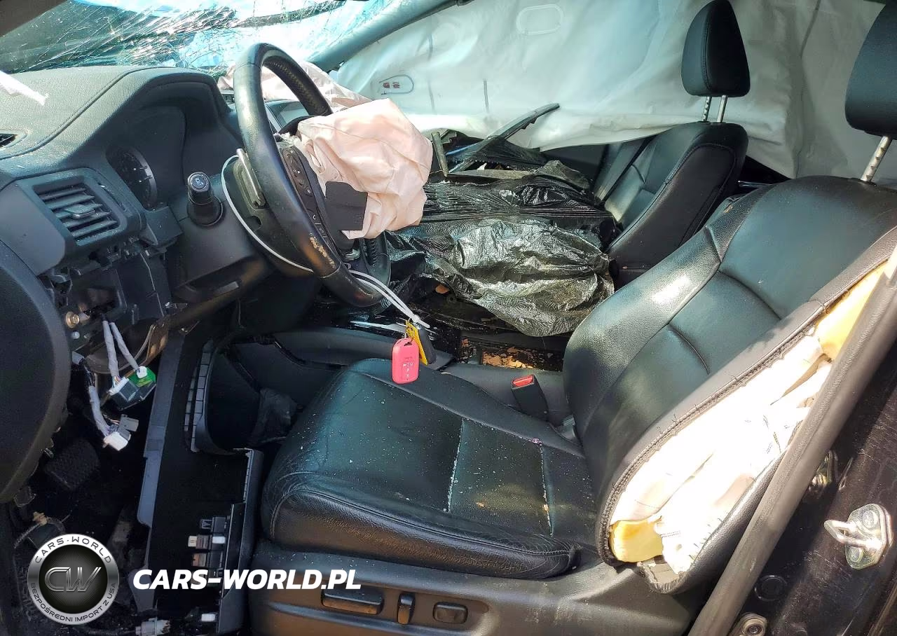 2016 Honda Pilot Touring VIN:5FNYF5H9XGB001153 - 7
