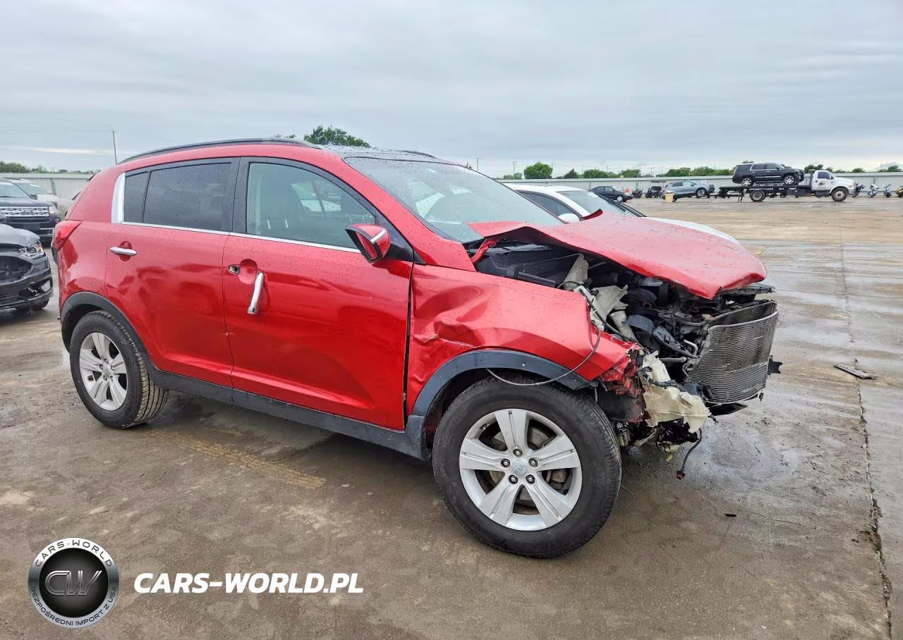 2014 Kia Sportage Ex VIN:KNDPC3AC5E7574172 - 4