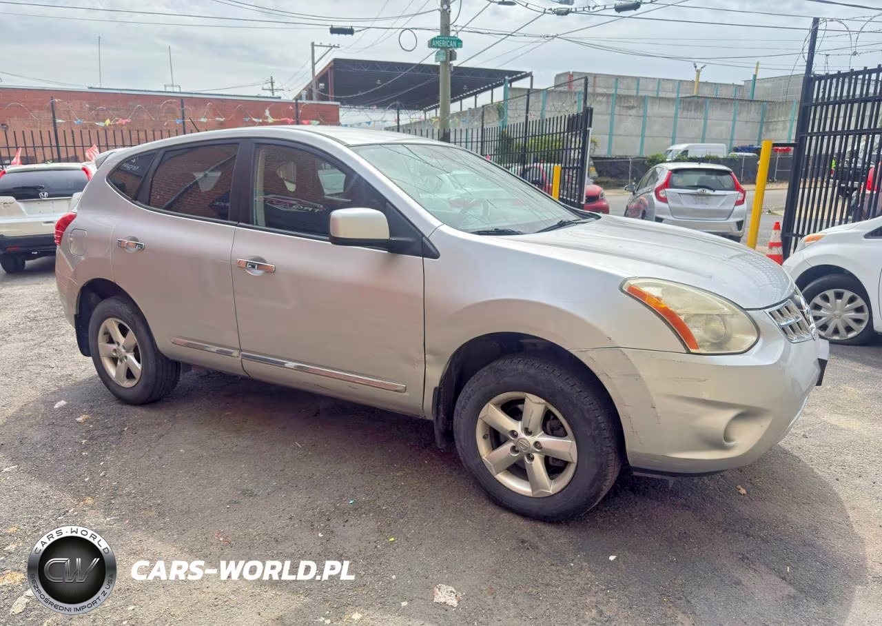 2013 Nissan Rogue S