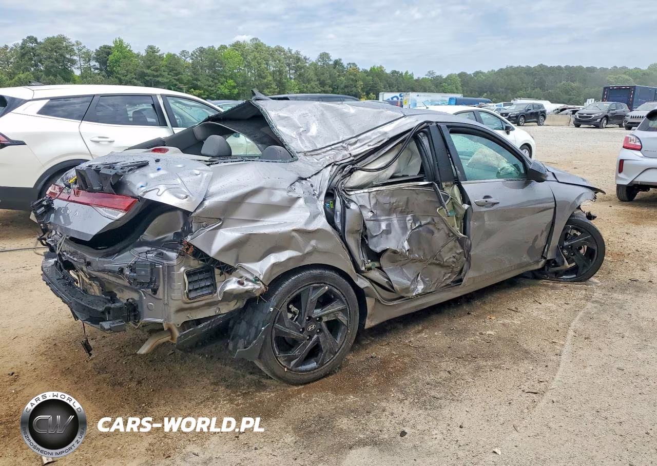 2026 Hyundai Elantra Sel Sport Premium VIN:KMHLS4DG0TU126549 - 3