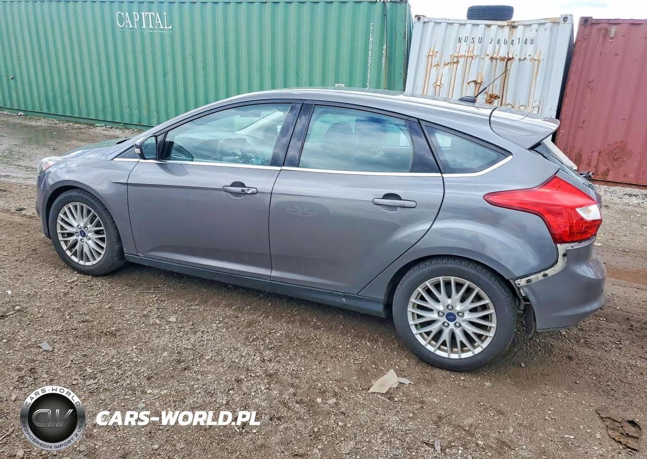 2014 Ford Focus Titanium VIN:1FADP3N24EL228894 - 2