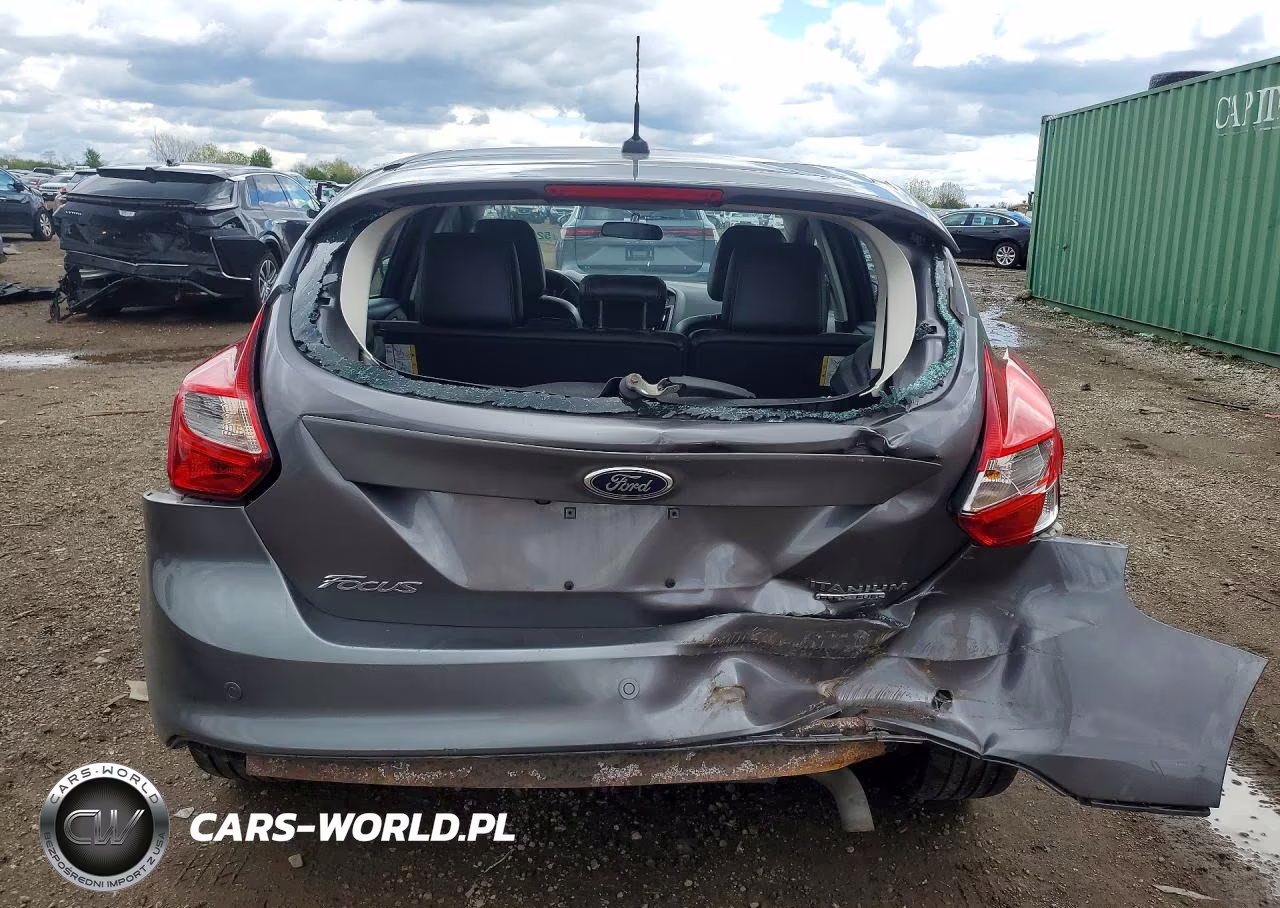 2014 Ford Focus Titanium VIN:1FADP3N24EL228894 - 6