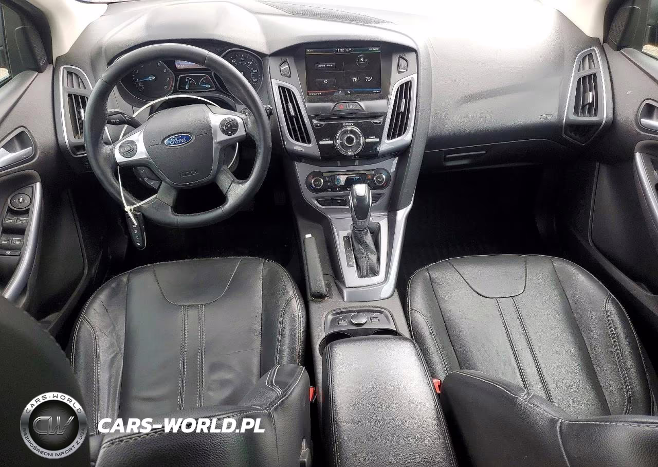 2014 Ford Focus Titanium VIN:1FADP3N24EL228894 - 8
