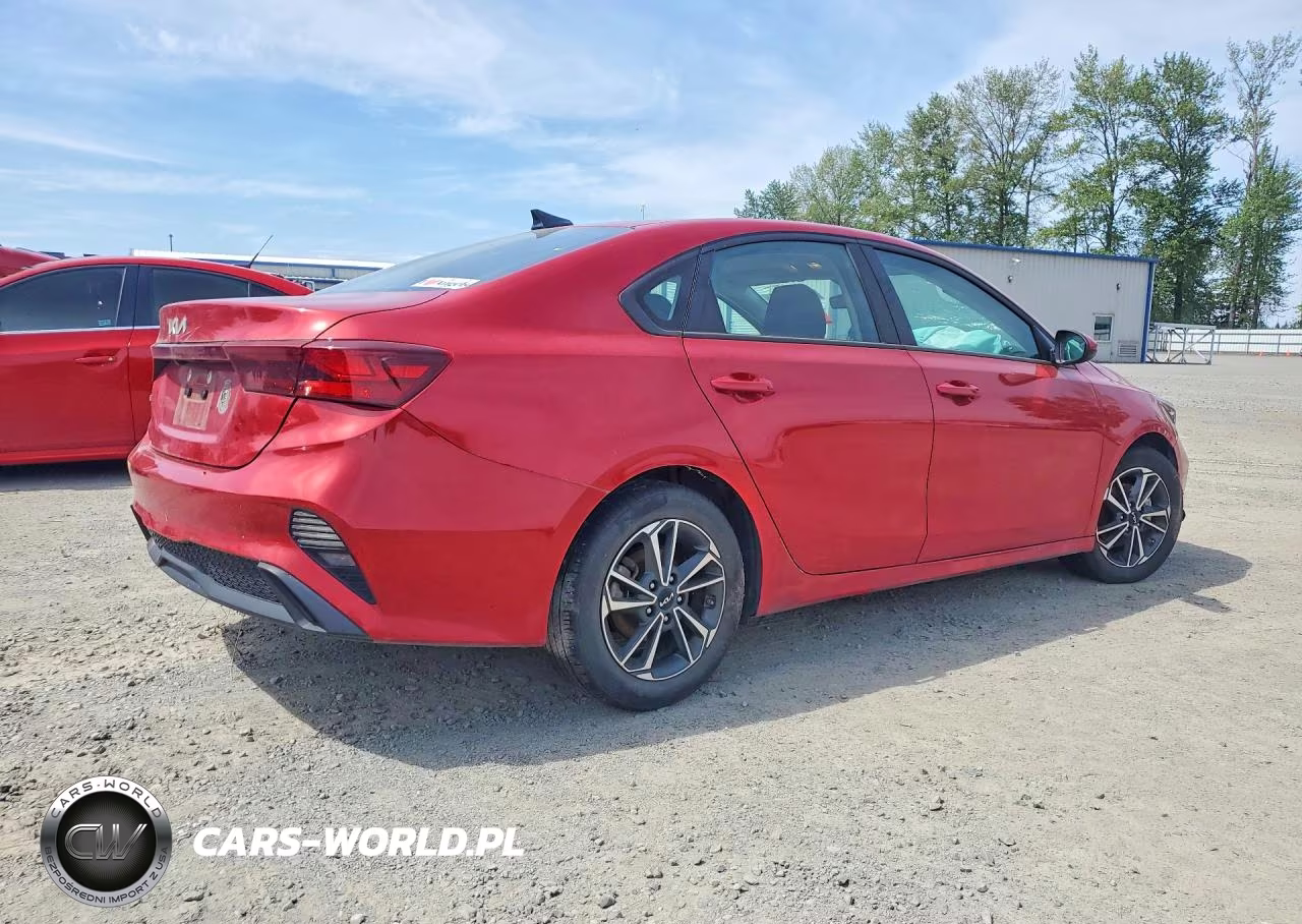 2022 Kia Forte Lxs VIN:3KPF24AD9NE497917 - 3