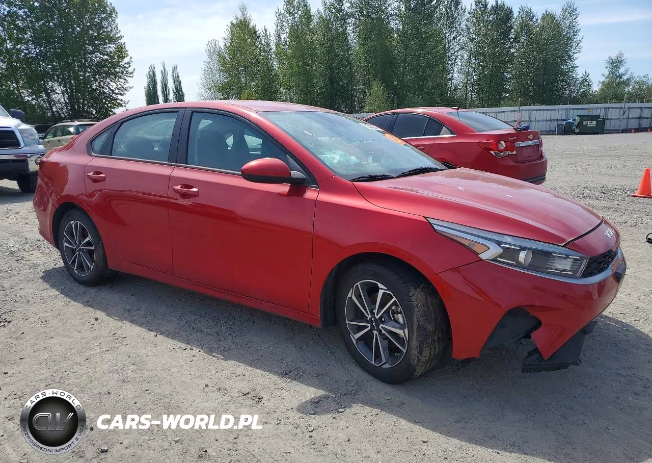 2022 Kia Forte Lxs VIN:3KPF24AD9NE497917 - 4