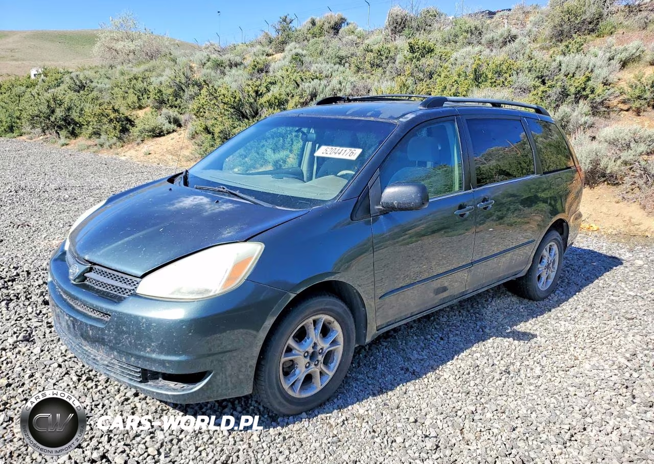 2004 Toyota Sienna Le