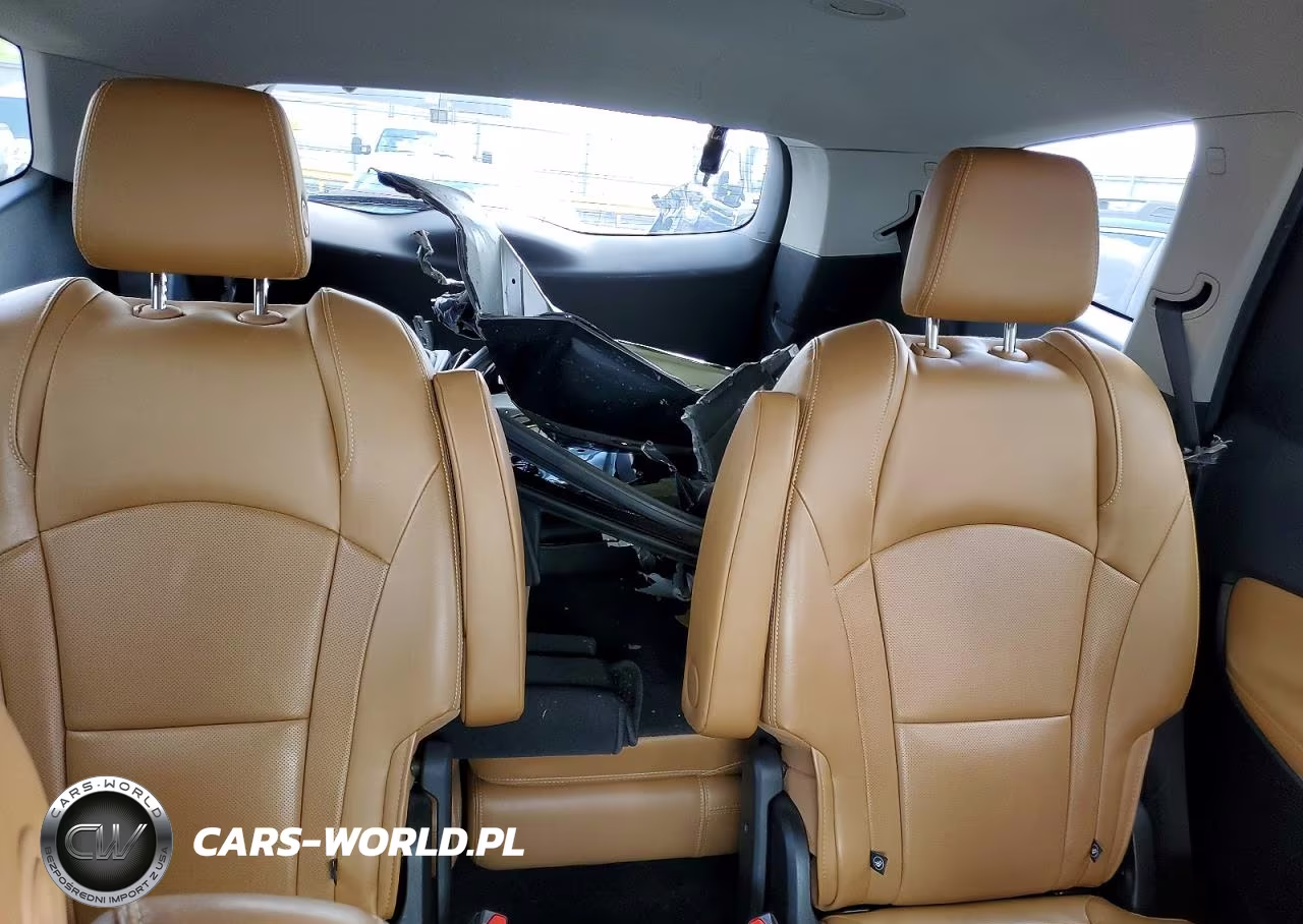 2018 Buick Enclave Essence VIN:5GAERBKW7JJ156171 - 10