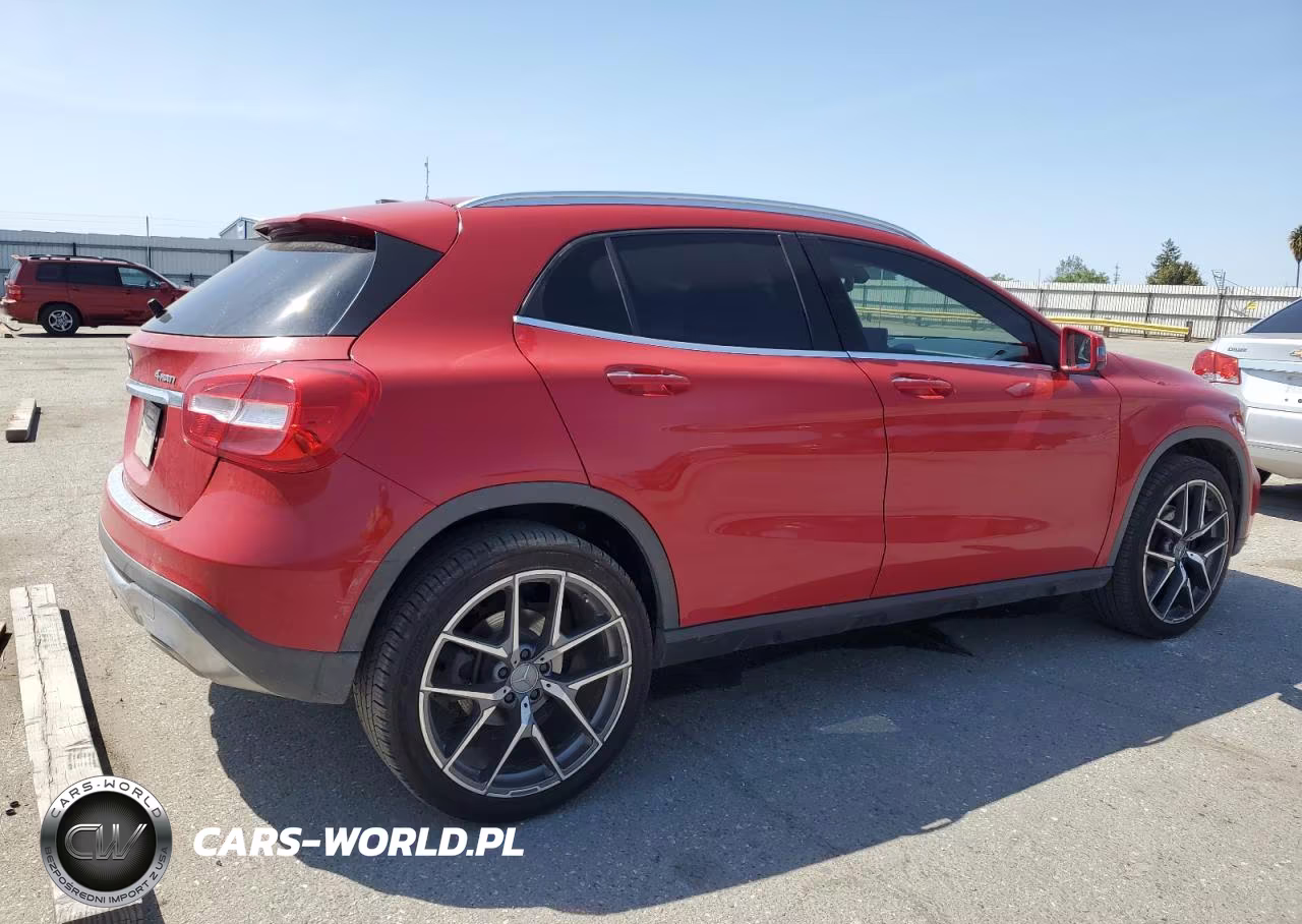 2018 Mercedes-Benz Gla 250 4Matic VIN:WDCTG4GB6JJ373153 - 3
