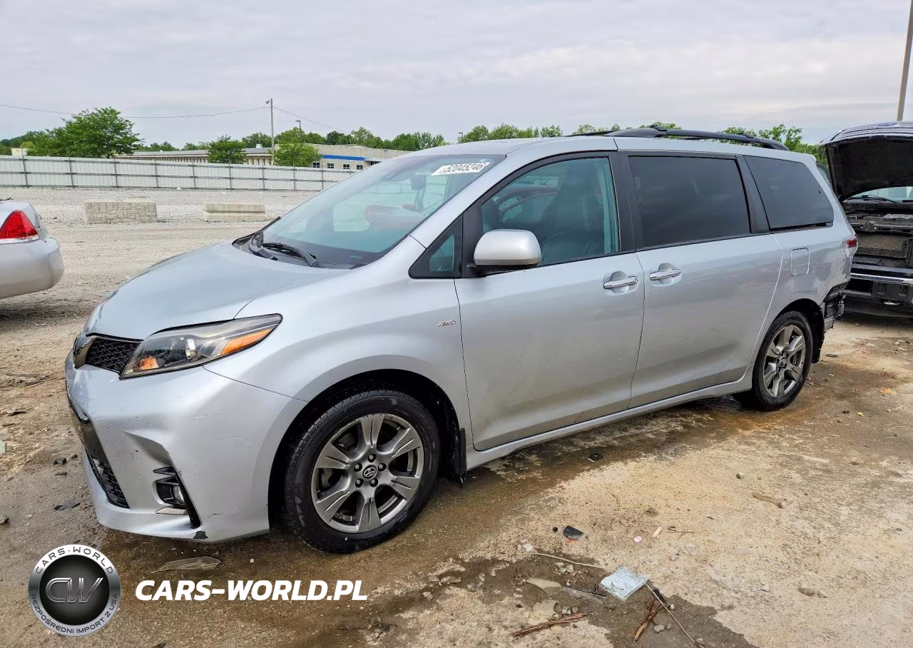 2019 Toyota Sienna Se Premium 7-Passenger