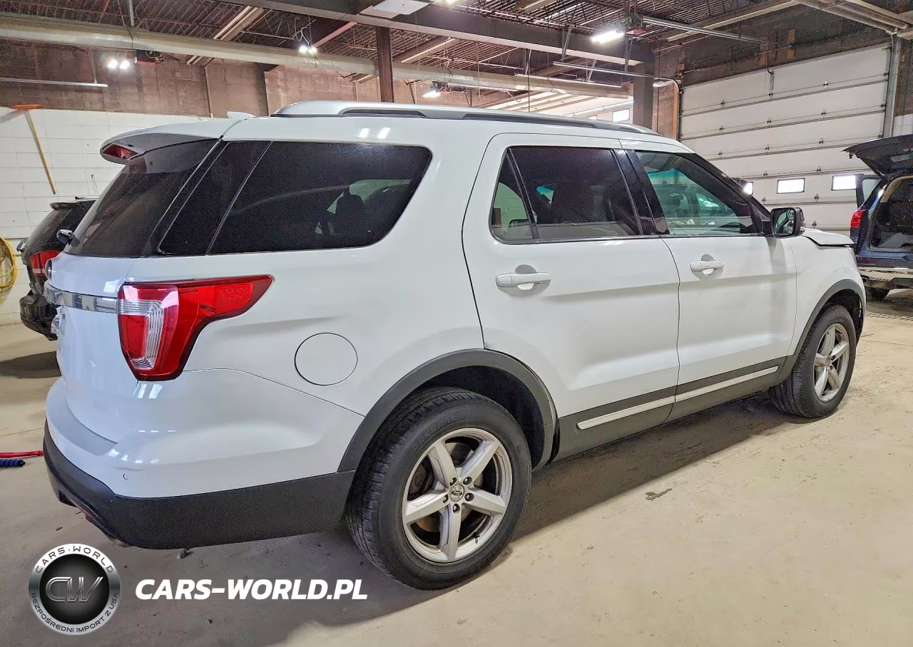 2016 Ford Explorer Xlt VIN:1FM5K8D87GGC50847 - 3