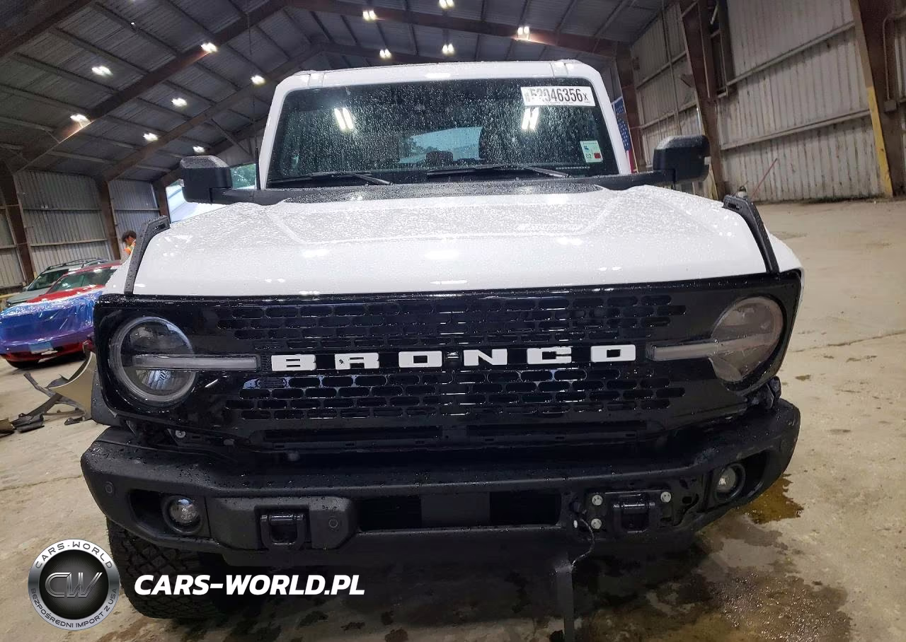 2023 Ford Bronco Base VIN:1FMEE5DP6PLB89611 - 5