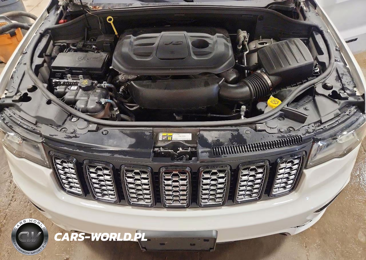 2021 Jeep Grand Cherokee Laredo VIN:1C4RJFAG8MC565569 - 12