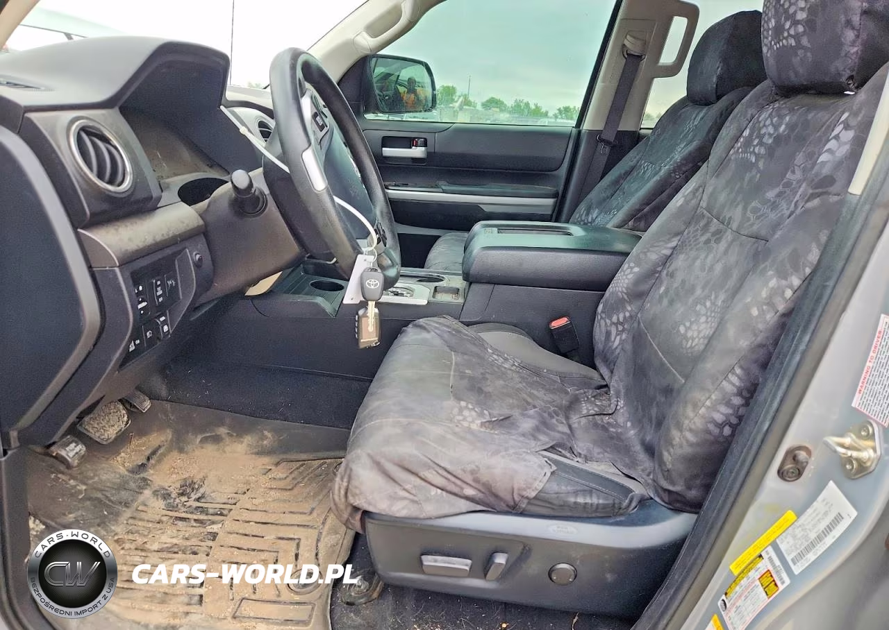 2018 Toyota Tundra Crewmax Sr5 VIN:5TFDW5F10JX708822 - 7