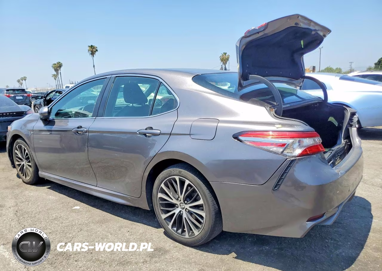 2018 Toyota Camry Se VIN:4T1B11HK2JU656806 - 2