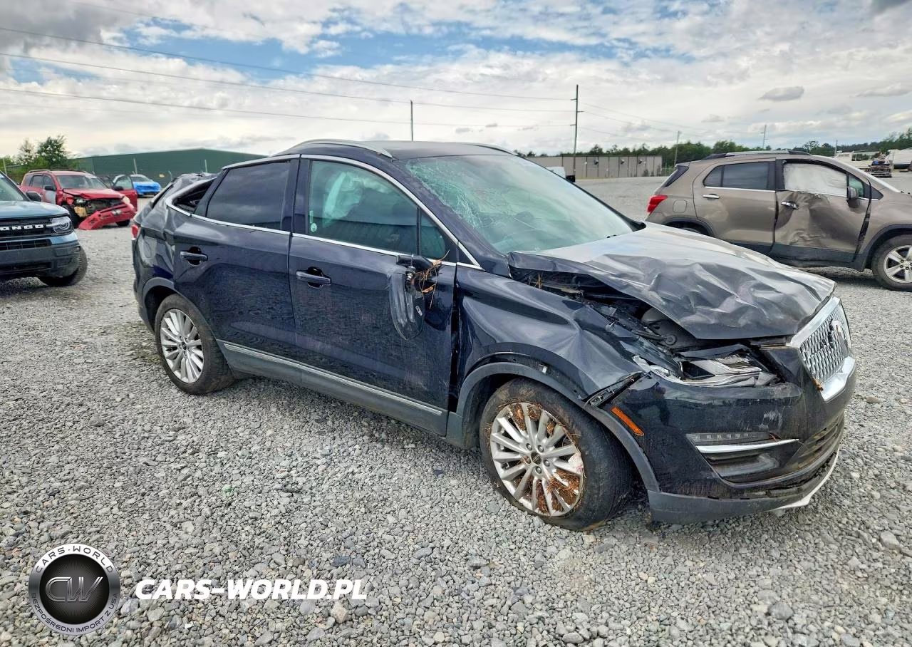 2019 Lincoln Mkc VIN:5LMCJ1D98KUL50831 - 4