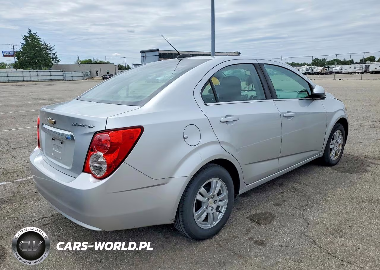 2016 Chevrolet Sonic Lt VIN:1G1JC5SH6G4160438 - 3
