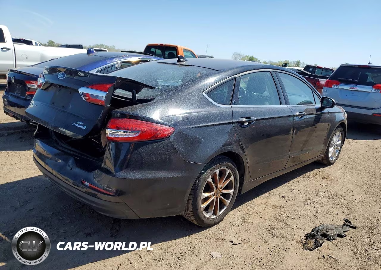 2019 Ford Fusion Se VIN:3FA6P0LU8KR197187 - 3