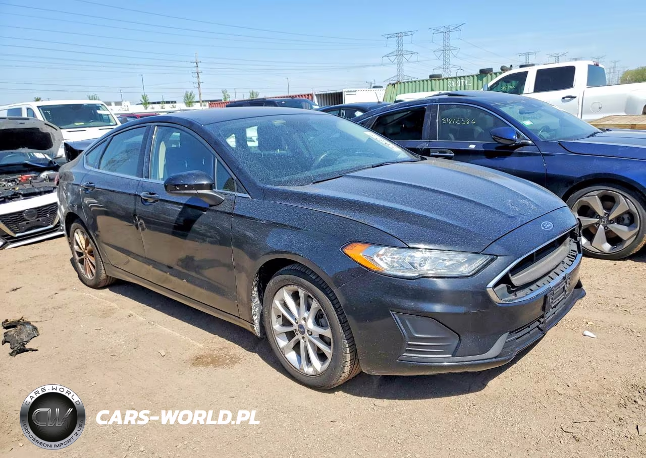 2019 Ford Fusion Se VIN:3FA6P0LU8KR197187 - 4