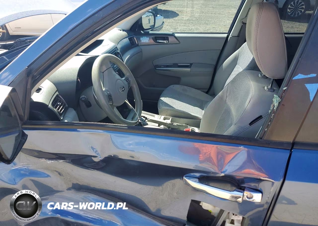 2013 Subaru Forester 2.5X Premium VIN:JF2SHADC9DH411935 - 7