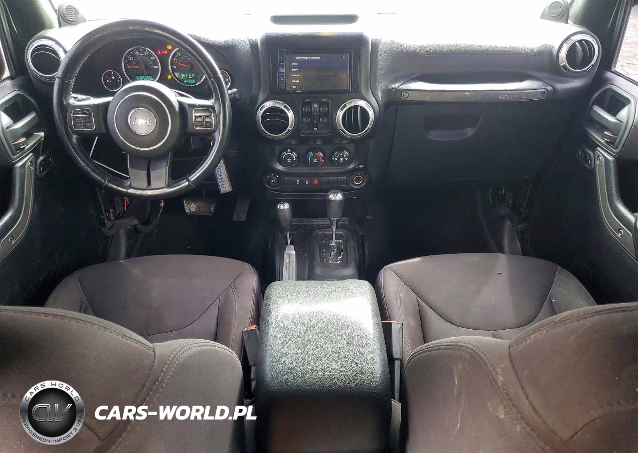 2014 Jeep Wrangler Unlimited Sport VIN:1C4BJWDG7EL158244 - 8