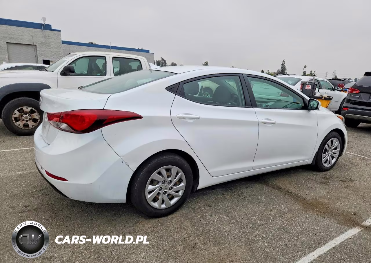 2015 Hyundai Elantra Se VIN:5NPDH4AE0FH599473 - 3