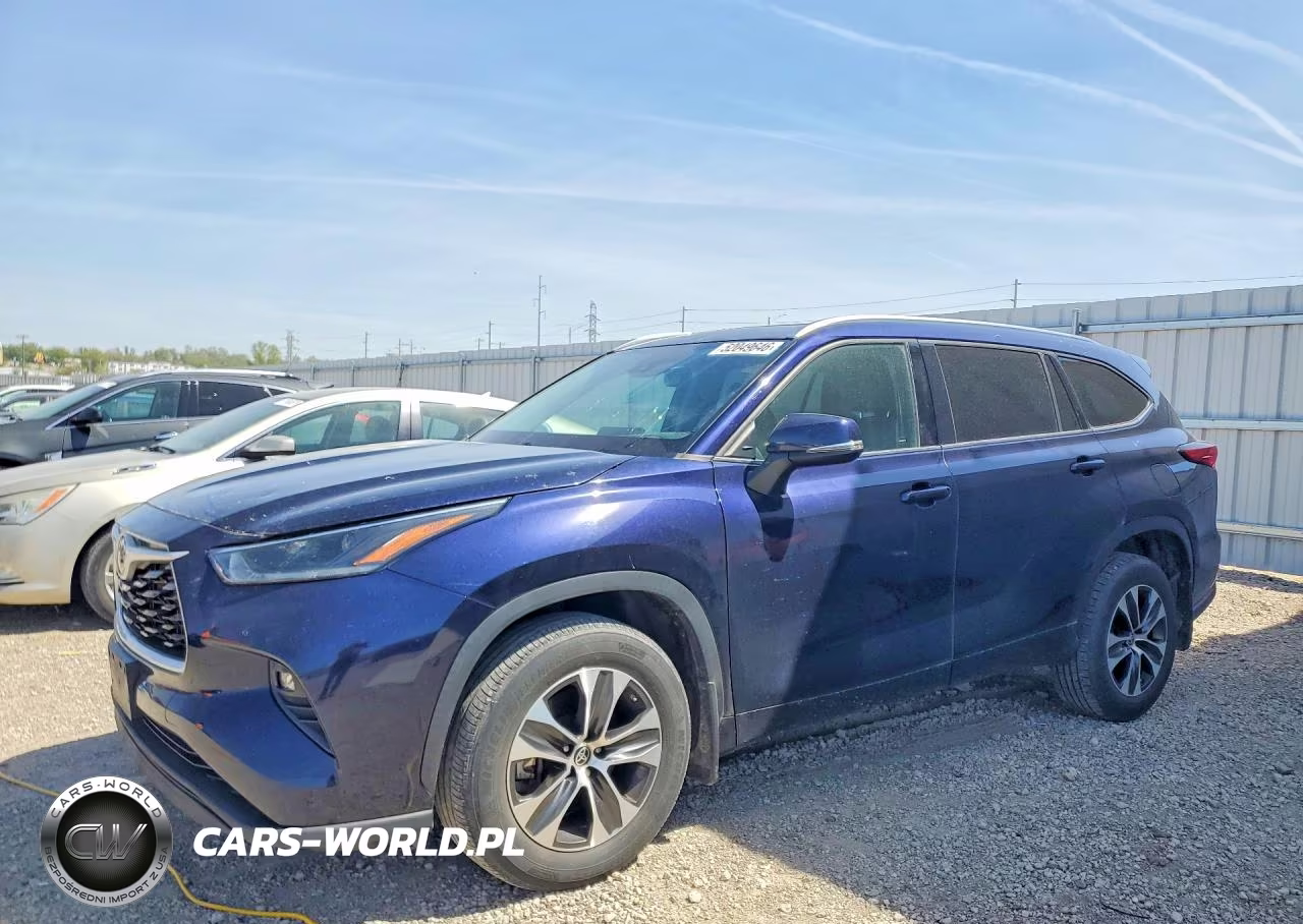 2021 Toyota Highlander Xle – zdjęcie 1 z 13
