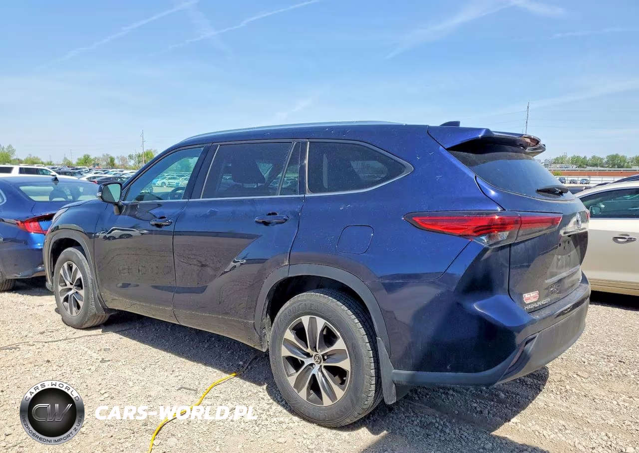 2021 Toyota Highlander Xle VIN:5TDGZRBH4MS143483 - 2