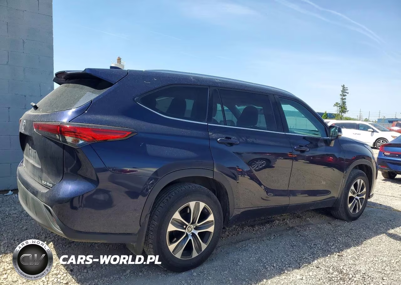 2021 Toyota Highlander Xle VIN:5TDGZRBH4MS143483 - 3