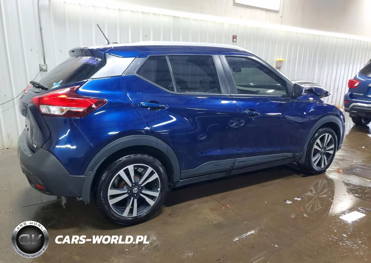 2019 Nissan Kicks Sv VIN:3N1CP5CUXKL543725 - 3