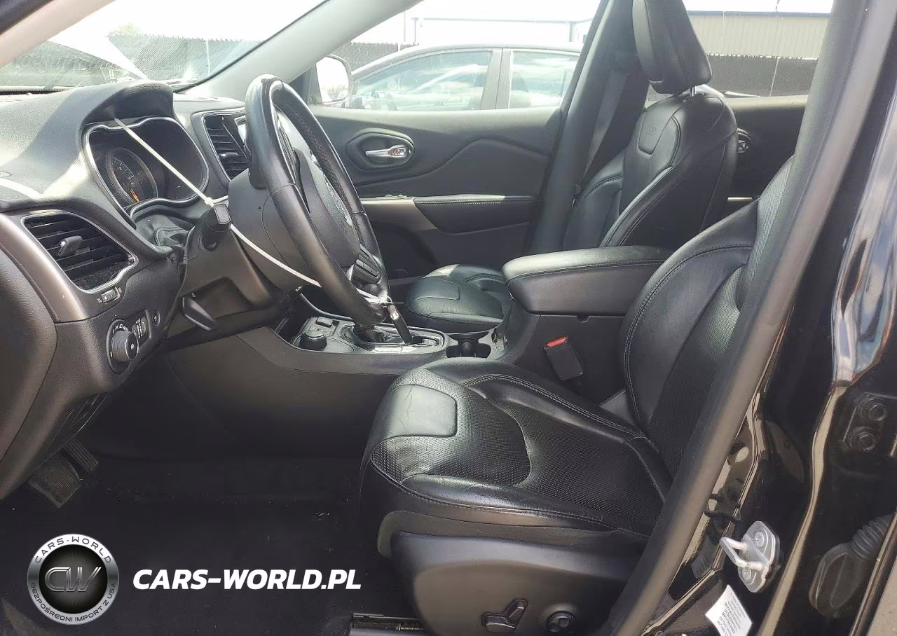 2019 Jeep Cherokee Limited VIN:1C4PJMDN5KD260561 - 7