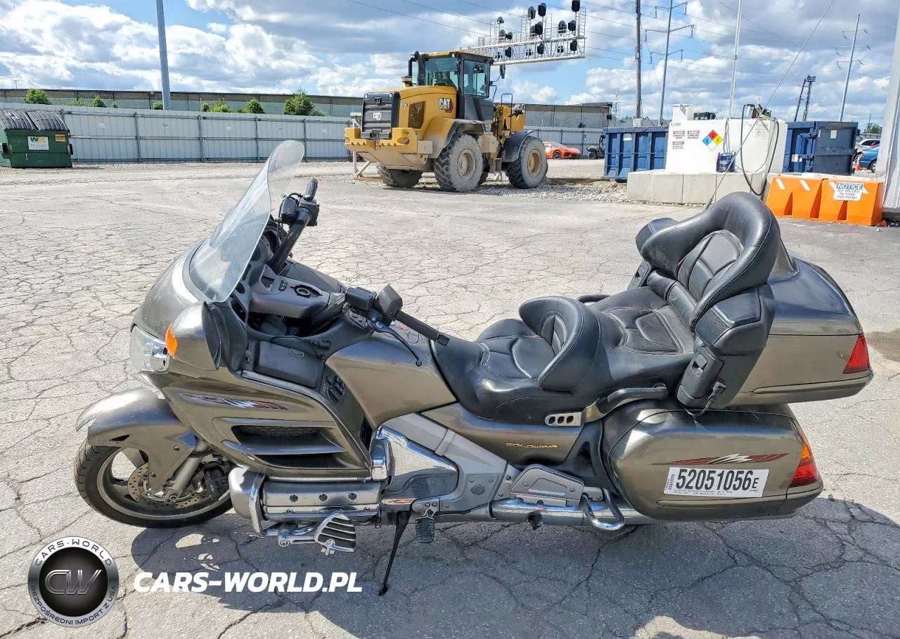 2004 Honda Gl1800 A VIN:1HFSC47474A301113 - 3