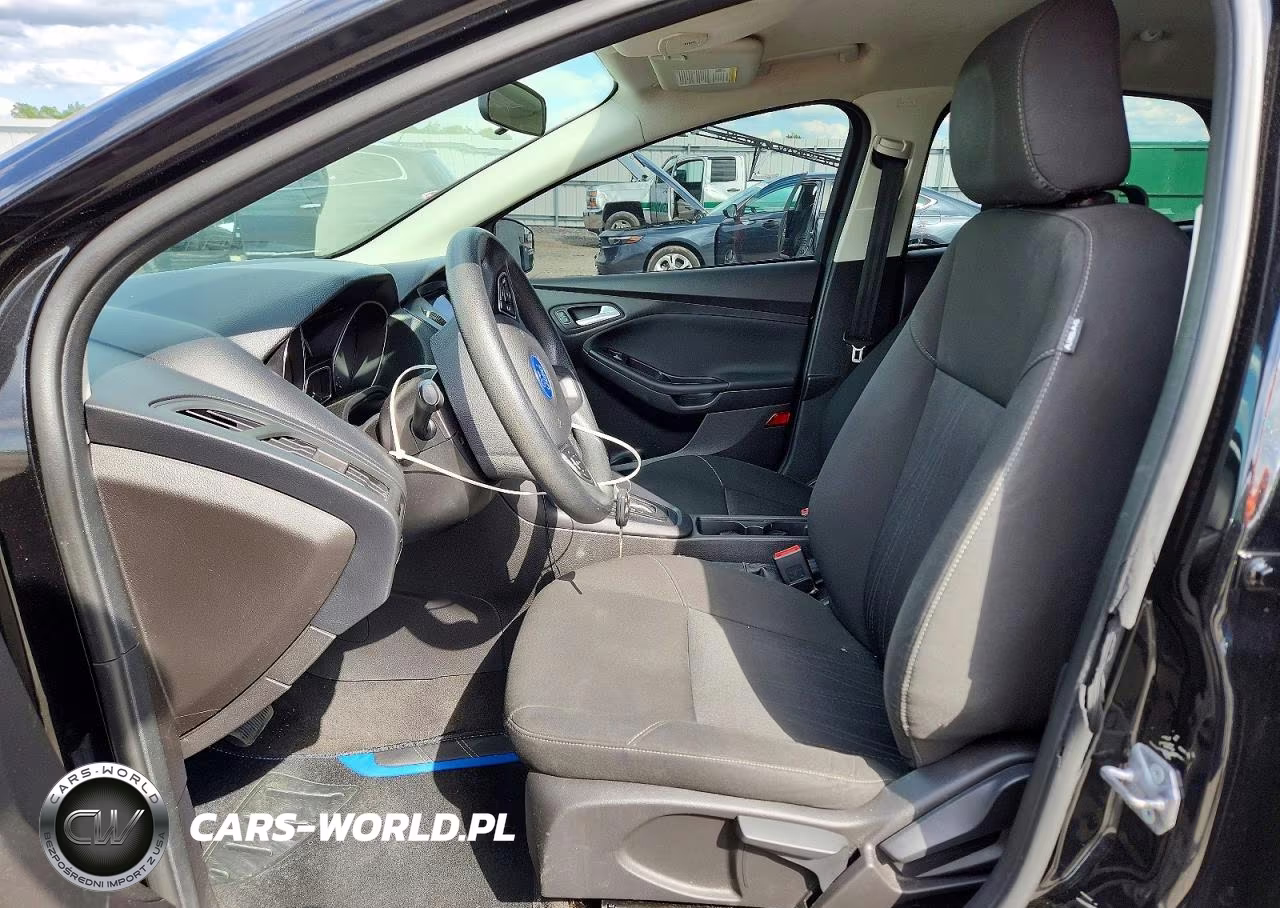 2015 Ford Focus Se VIN:1FADP3F28FL274096 - 7