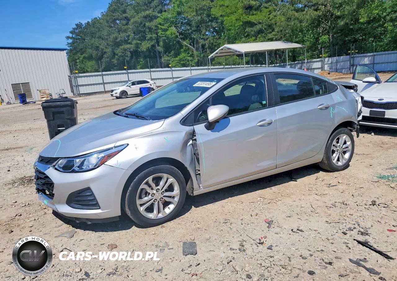 2019 Chevrolet Cruze Ls – zdjęcie 1 z 13