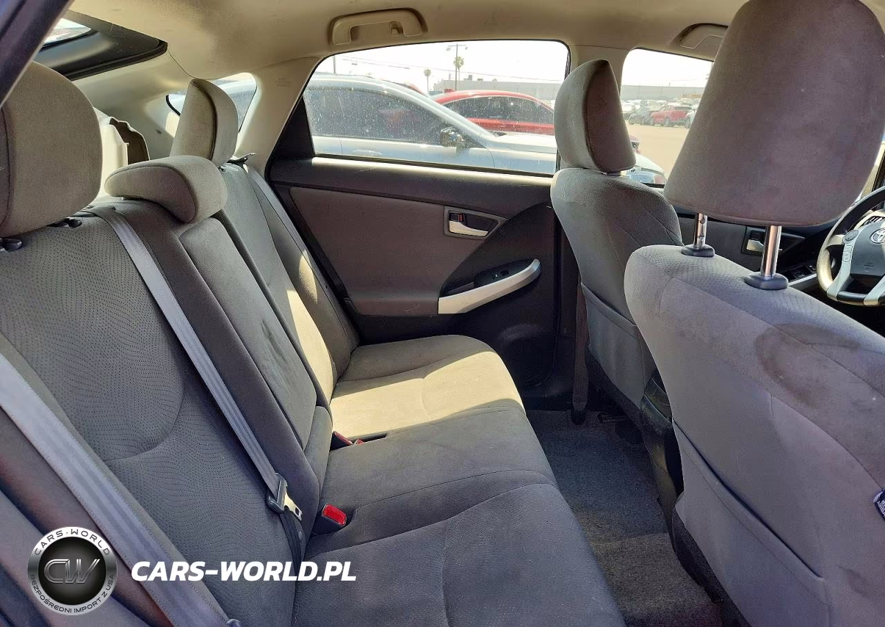 2015 Toyota Prius Three VIN:JTDKN3DU9F1993204 - 10
