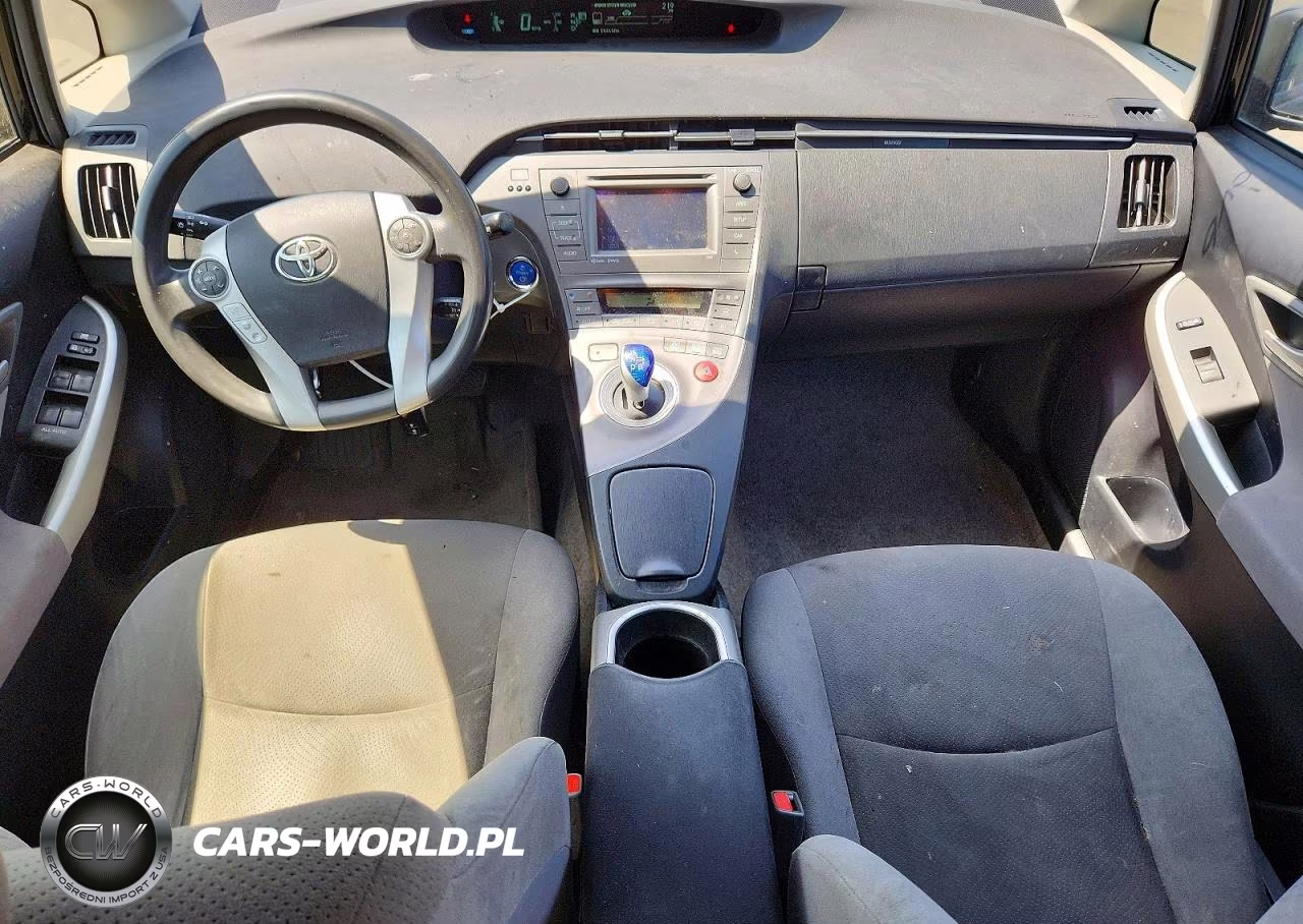 2015 Toyota Prius Three VIN:JTDKN3DU9F1993204 - 8