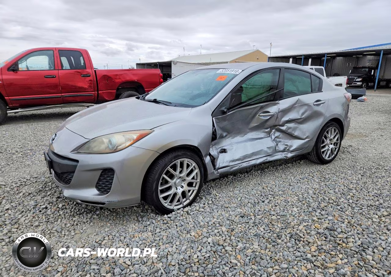 2013 Mazda 3 I