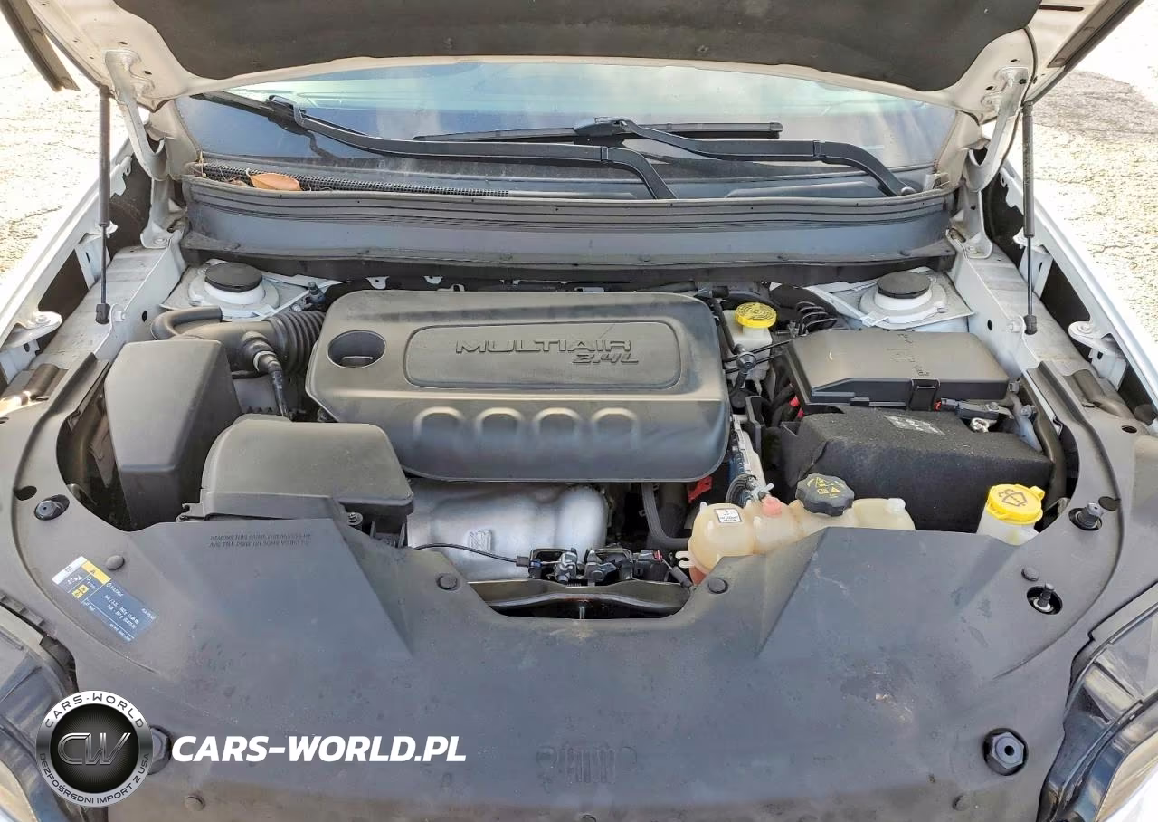 2019 Jeep Cherokee Latitude Plus VIN:1C4PJLLB8KD338803 - 12