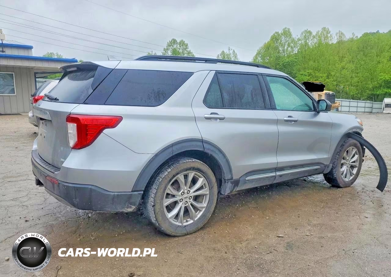 2020 Ford Explorer Xlt VIN:1FMSK8DHXLGB49833 - 3
