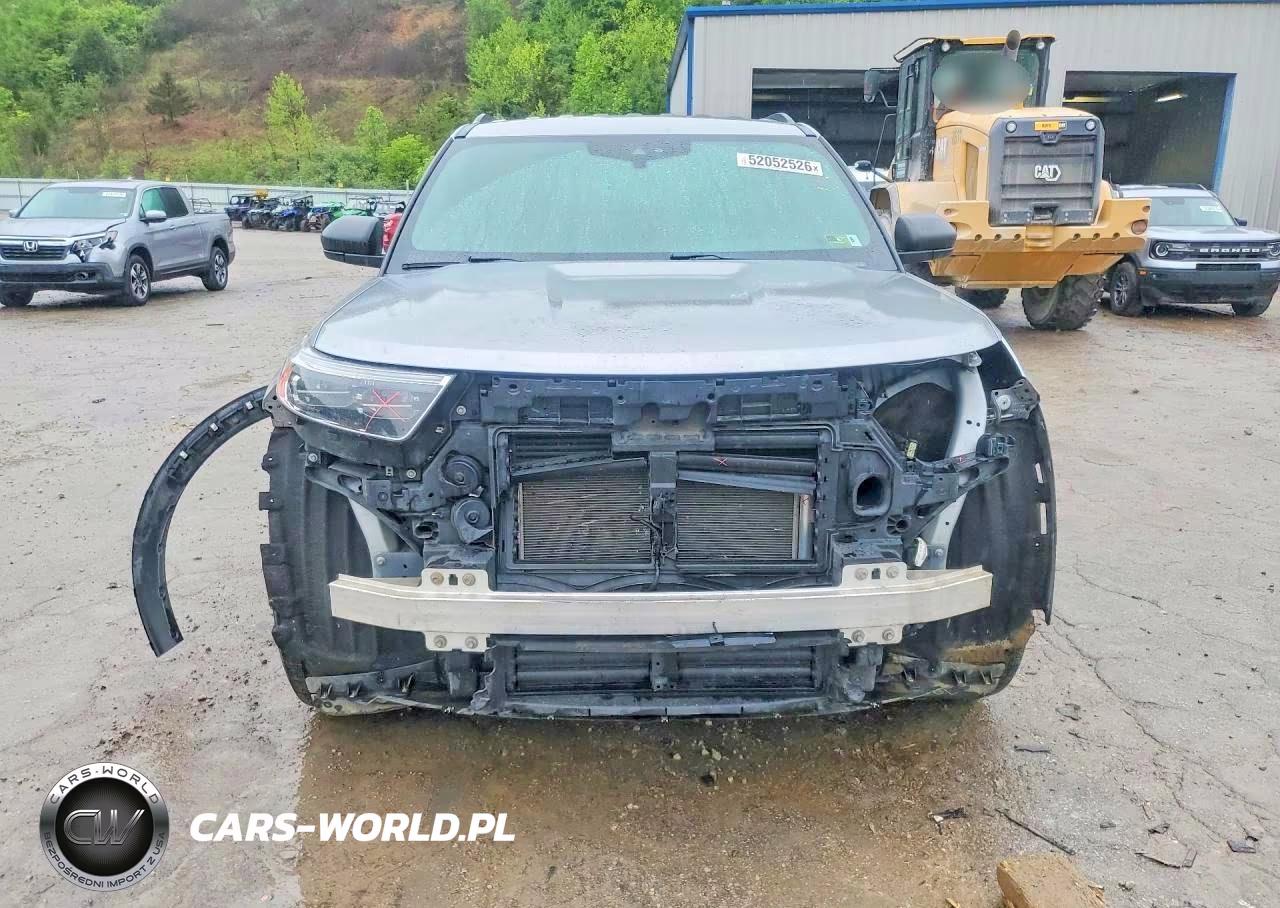 2020 Ford Explorer Xlt VIN:1FMSK8DHXLGB49833 - 5