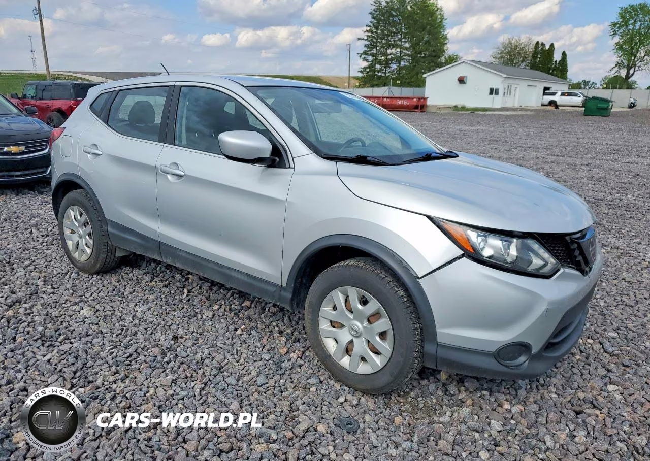 2019 Nissan Rogue Sport S VIN:JN1BJ1CP0KW214932 - 4