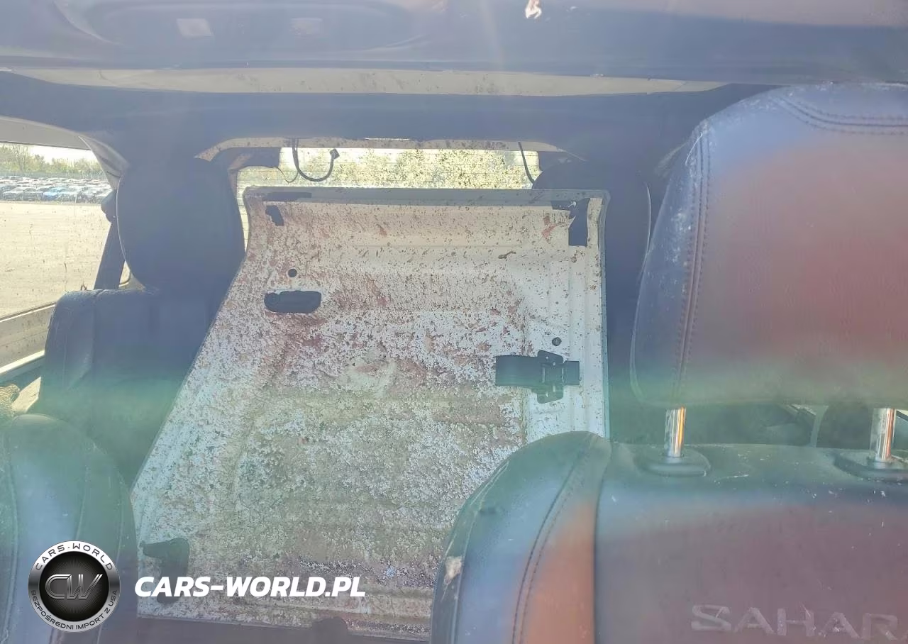 2024 Jeep Wrangler Sahara 4Xe VIN:1C4RJXP64RW168449 - 10