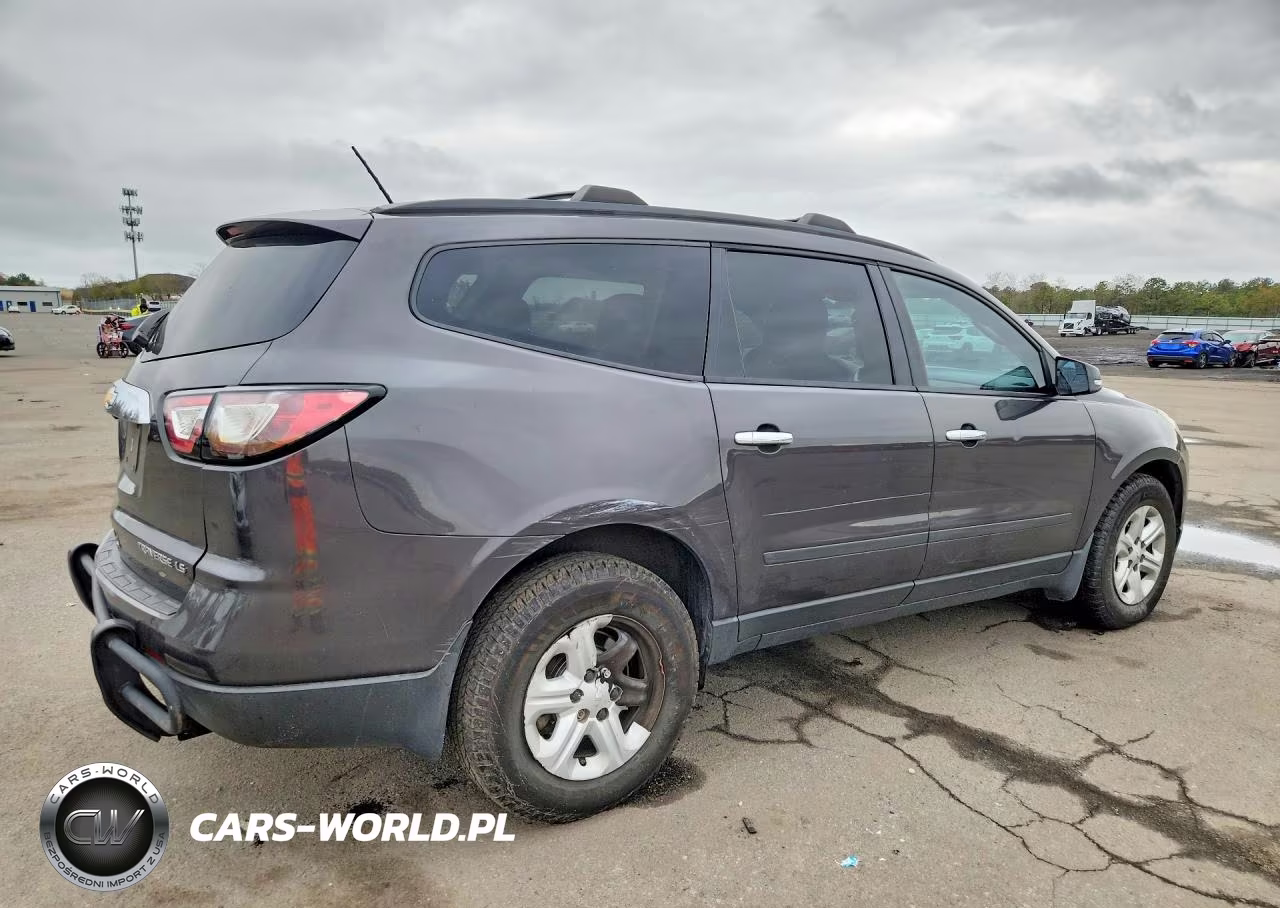 2014 Chevrolet Traverse Ls VIN:1GNKVFED0EJ325507 - 3